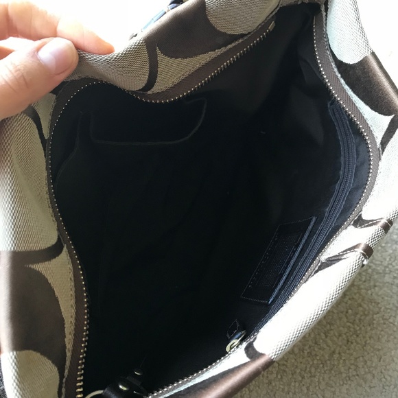 Authentic Coach Handbag - Picture 3 of 7